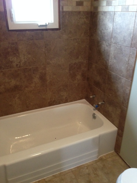 Bathtub Refinishing (After)