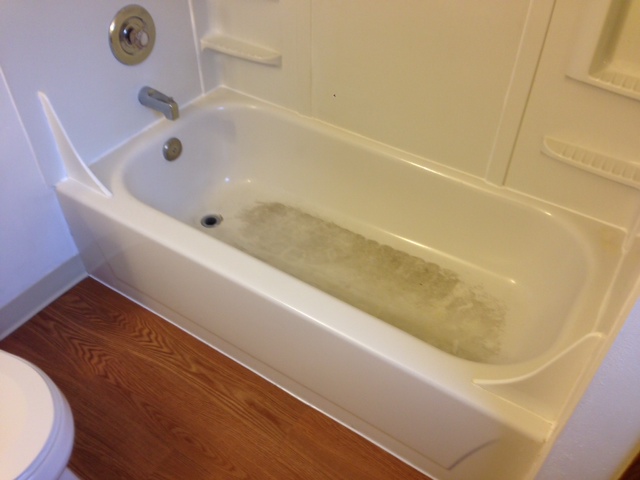 Bathtub Refinishing (Before)